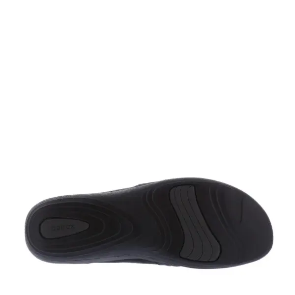 AW23_AETREX_AX-KATIE_BLACK_04