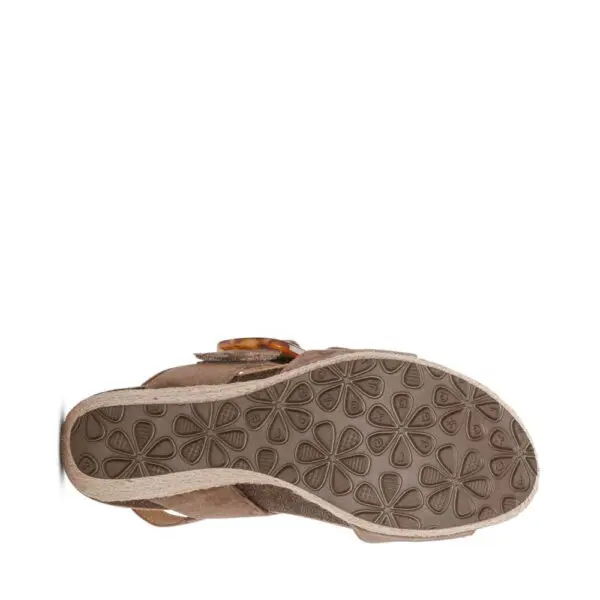 AX-ASHLEY TAUPE EW792W 5