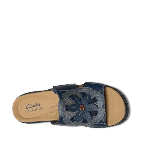 SS25_CLARKS_MERLIAH2BELLE_NAVYMULT_05