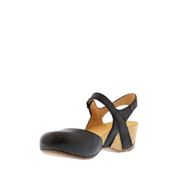 SS25_DANSKO_DAN-1710_BLACKBUR_03