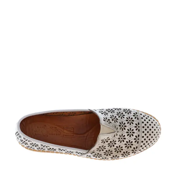 SS25_VOLKSW_VW-1564_STONE_05