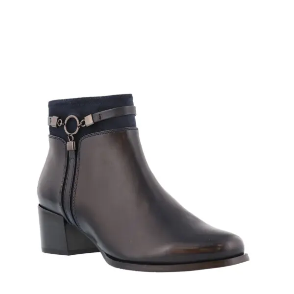 AW25_RLC_RLC-JOLENE29_NAVY_02