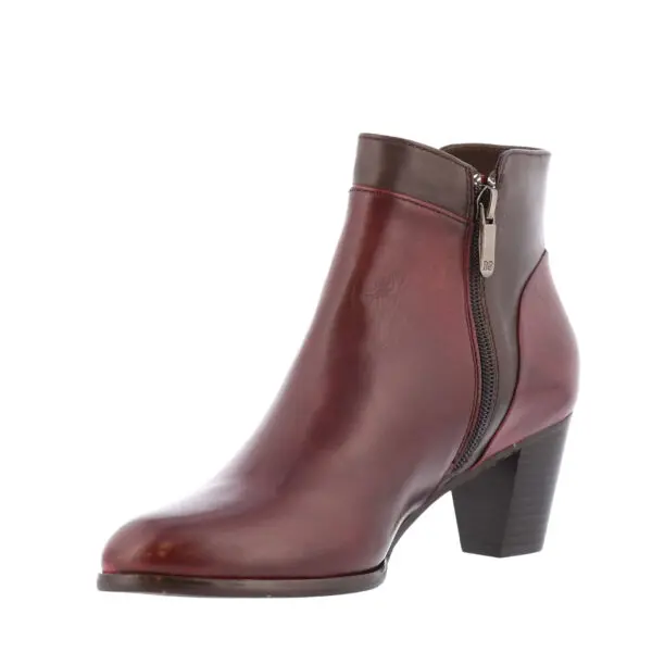 AW25_RLC_RLC-SONIA137_SANGRIA_03