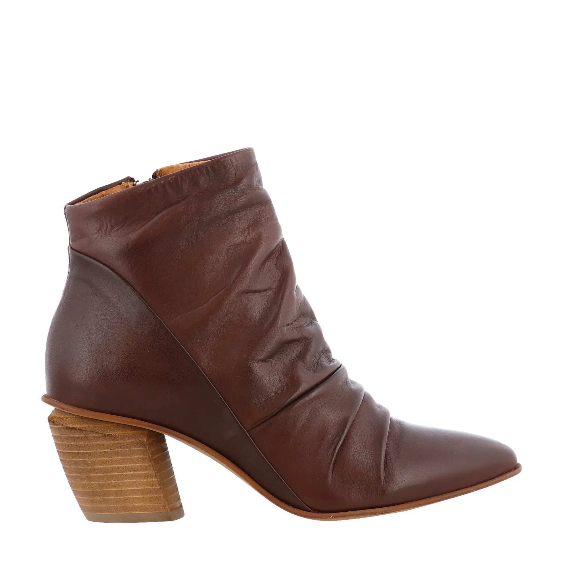 AW25_MIZMOO_MIZJEANIE_BROWN_01