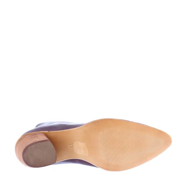 AW25_MIZMOO_MIZJOVIE_WINE_04