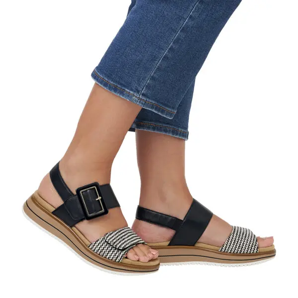 REMONT_SS26_D1J53_SCHWARZ_07