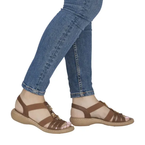 RIEKER_SS26_61850_CAYEN64_07