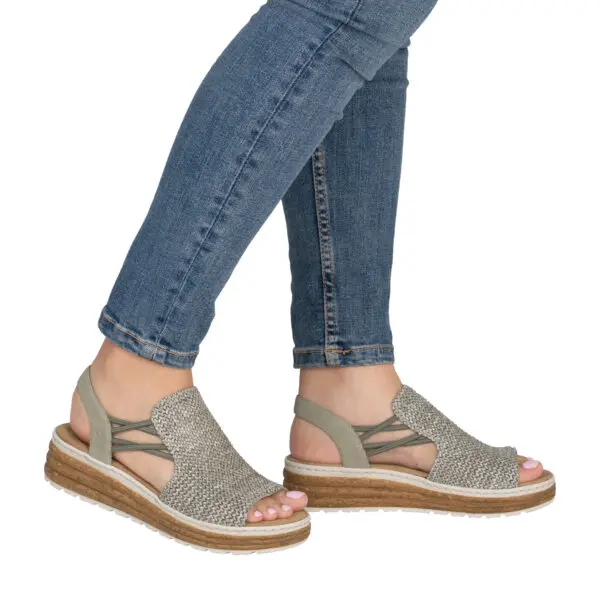 RIEKER_SS26_62741_SCHILF_07