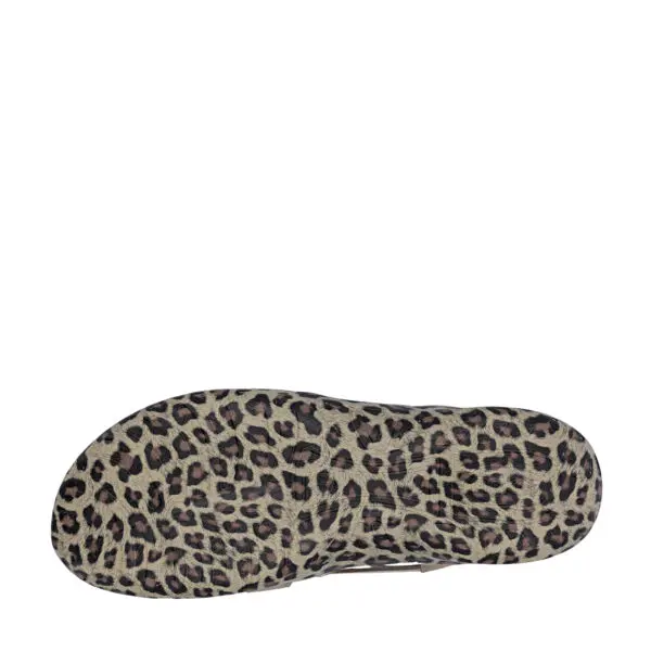 RIEKER_SS26_64871_CAMEL20_04