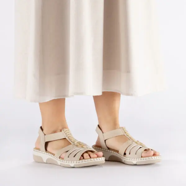 RIEKER_SS26_66201_GING62_07