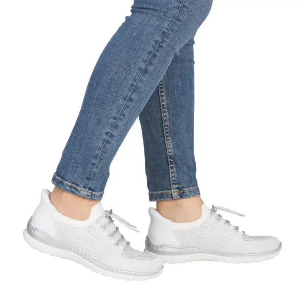 RIEKER_SS26_L3261_WEISS90_07