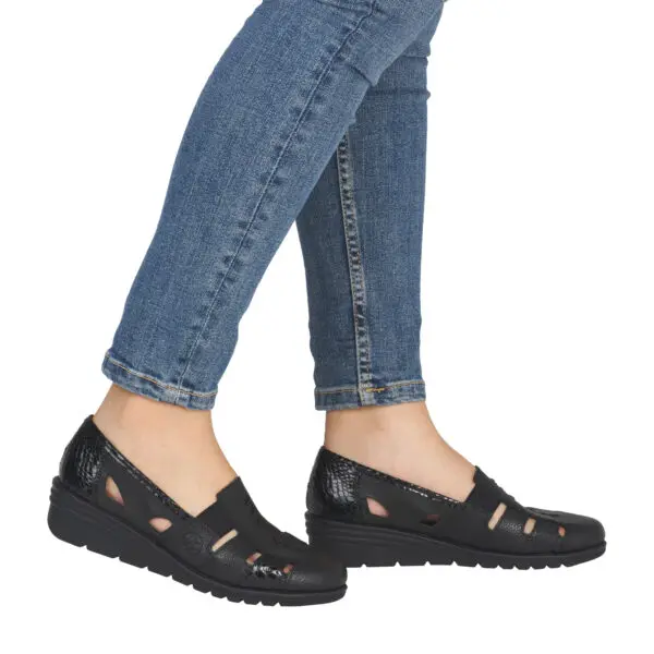 RIEKER_SS26_L5358_BLACK00_07