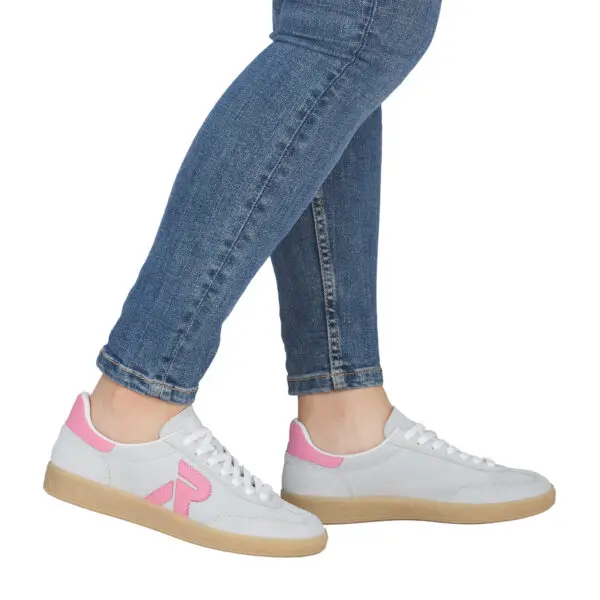 RIEKER_SS26_W2200_CYAN53_07