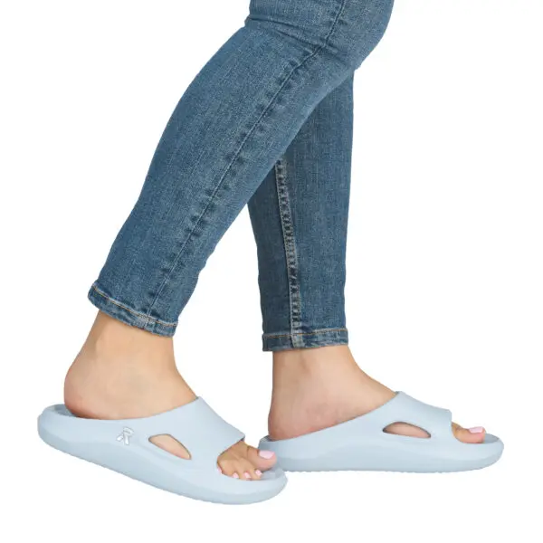 RIEKER_SS26_W3450_POWDER11_07