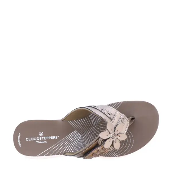 SS26_CLARKS_BREEZEOPAL_PEWTER_05