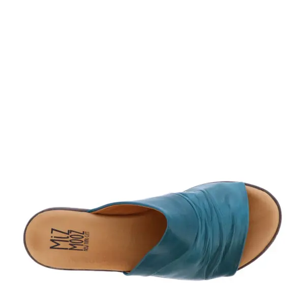 SS26_MIZMOO_MIZDELILAH_MARINE_05