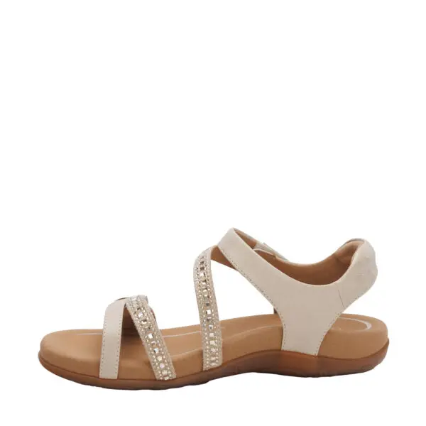 AETREX_SS26_AX-JESS-JEWELED_CHAMSPAR_03