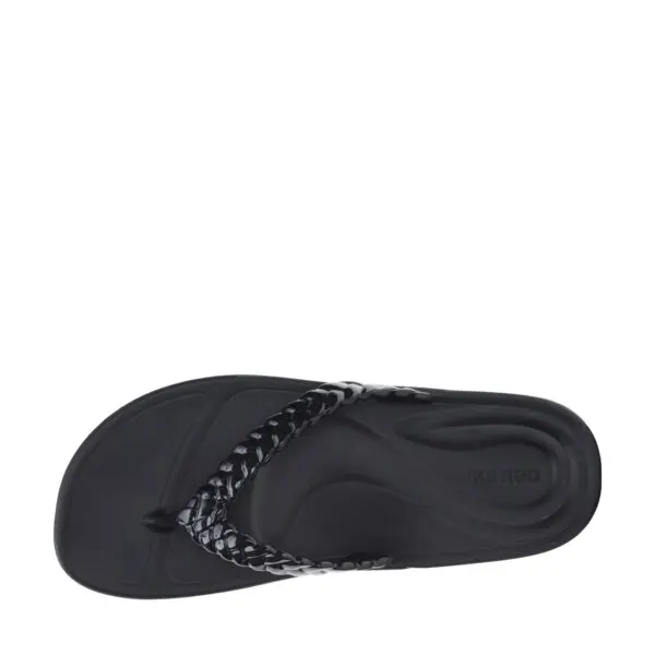 AETREX_SS26_AX-VICKI_BLKGLOS_05