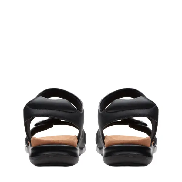 CLARKS_SS26_KITLYAVE_BLACK_5