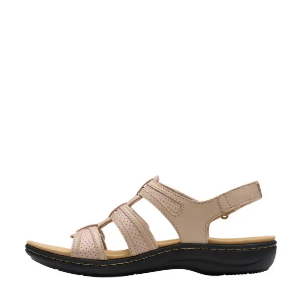 CLARKS_SS26_LAURIEANNIVY_SAND_2