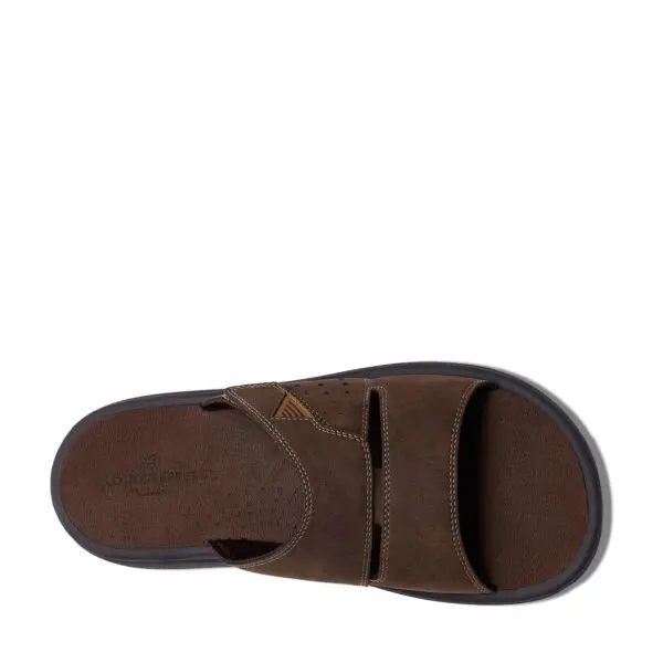 CLARKS_SS26_MBREEZESLIDE_BROWN_08