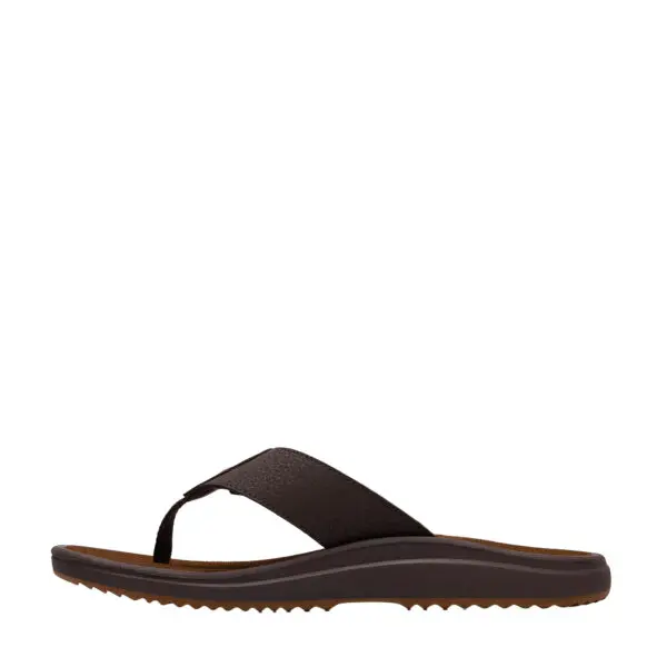 CLARKS_SS26_MBREEZE_BROWN_2