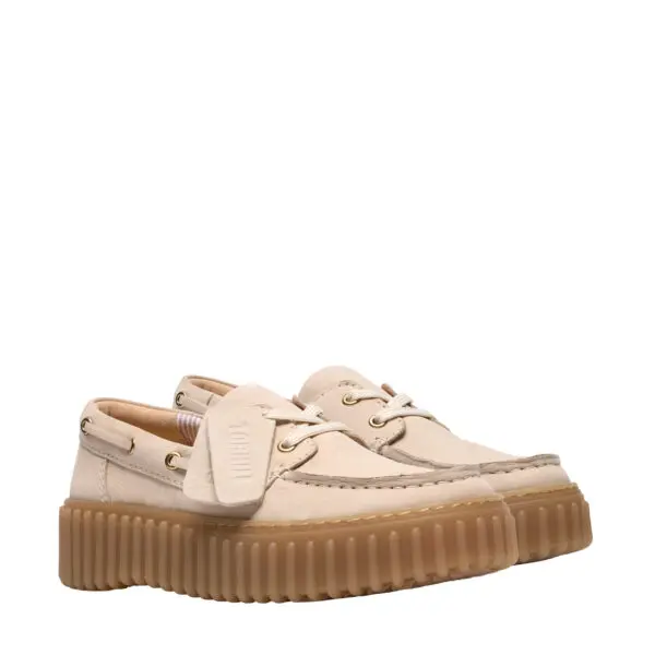 CLARKS_SS26_TORHILLBOAT_CREAM_4
