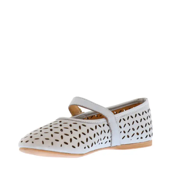 SS26_BUENO_B-KEHLANI_POWBLUE_03