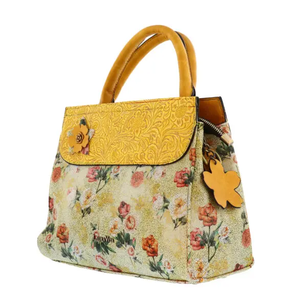 SS26_LAURAV_LV-ANTARA11_JAUNE_02