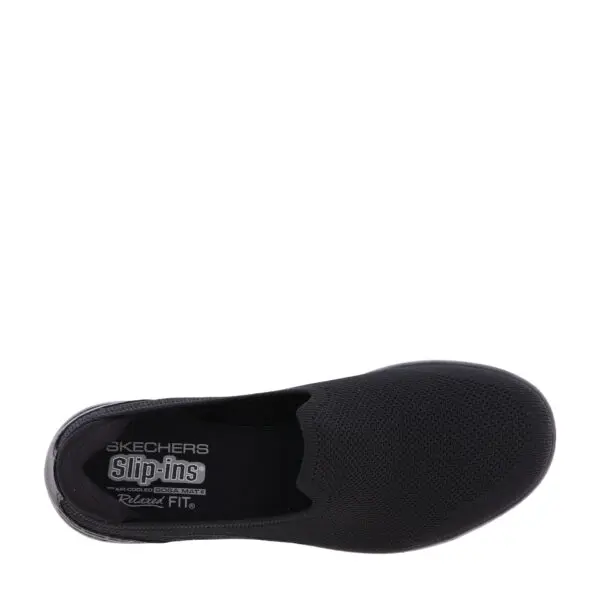 SS26_SKECHE_139216_BBK_05