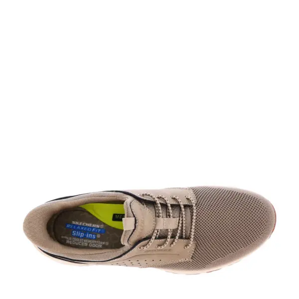 SS26_SKECHE_211390_TPE_05