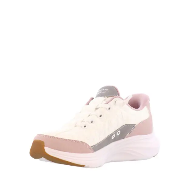 SS26_SKECHE_303949L_WLV_03