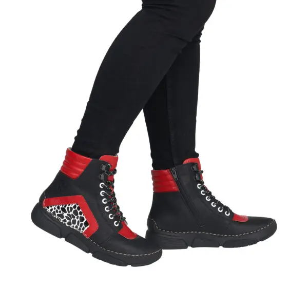 AW26_RIEKER_45904_BLKFLA00_07
