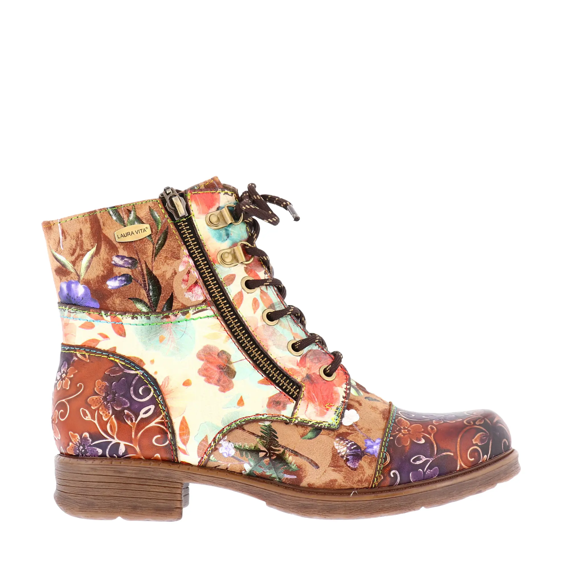 AW26_LAURAV_LV-ANITAO13_CAMEL_01