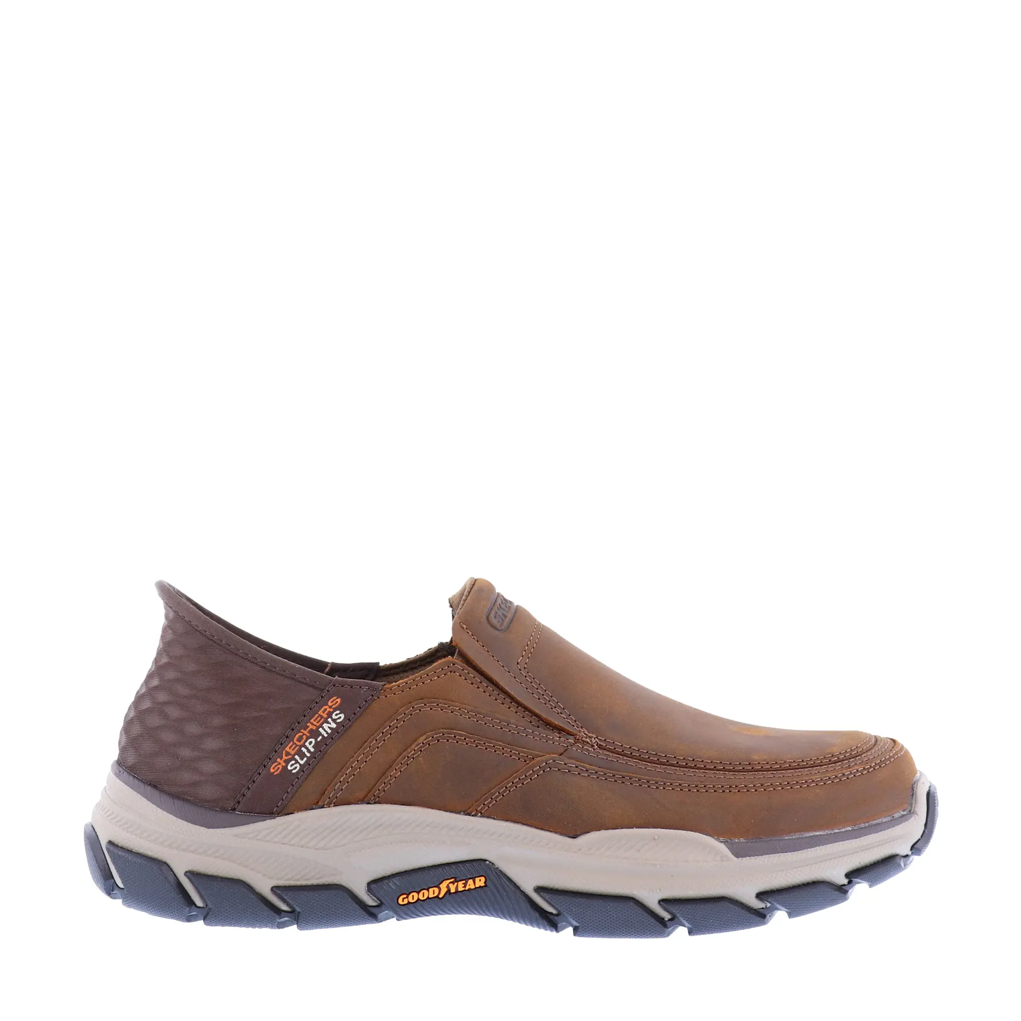 AW26_SKECHE_204810WW_BROWN_01