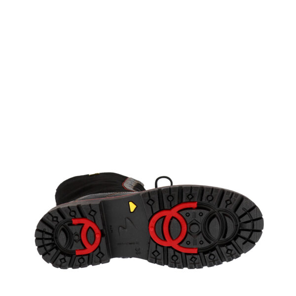 aw20_remonte_D9370_02blackred_04