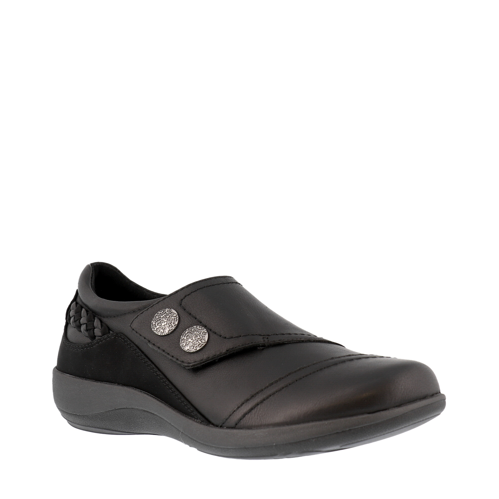 SS21_AETREX_AX-KARINA_BLACK_02-61