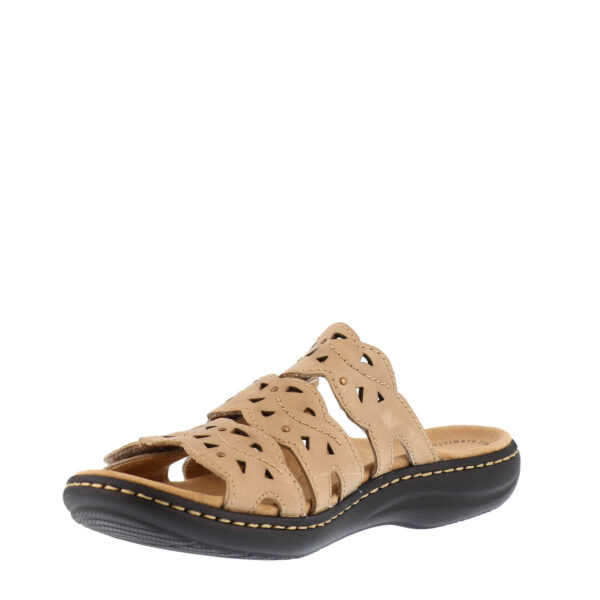 SS22_CLARKS_LAURIEANNECHO_SAND_03