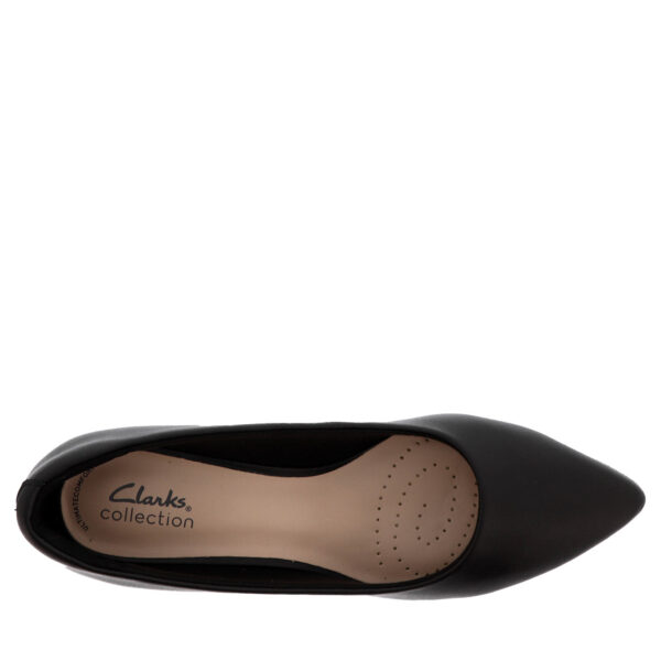 AW22_CLARKS_TERESASTEP_BLACKLEATHER_05
