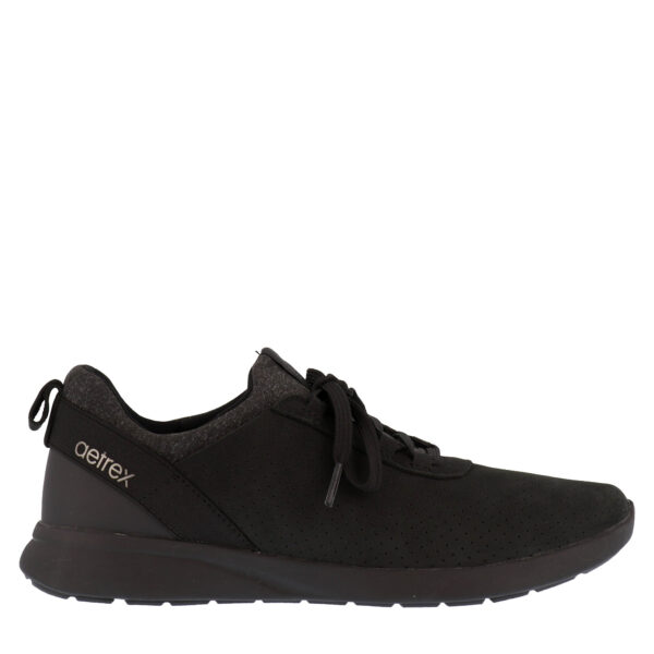 AW22_AETREX_AX-KORA_BLACK_01