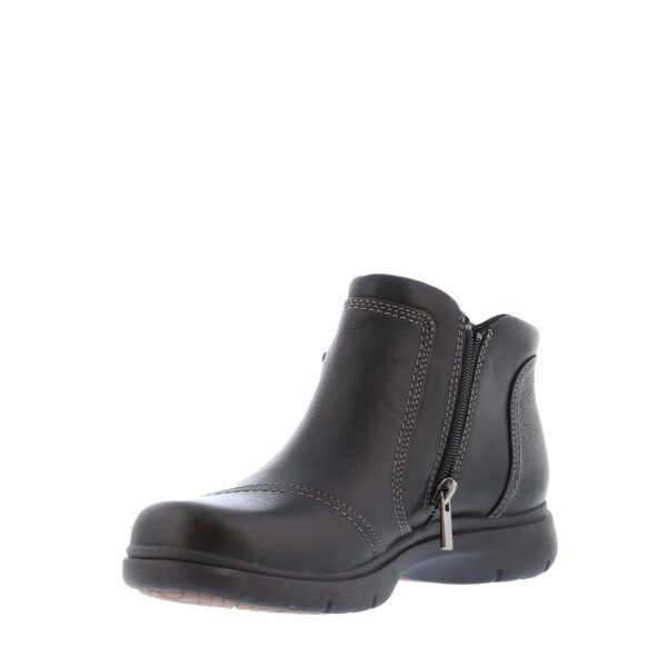 AW24_CLARKS_CERTINAJOY_BLACK_03