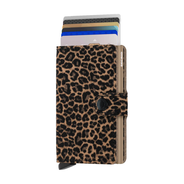 Secrid_Miniwallet_Leo_Beige_Front_Cards_SQUAREEDIT