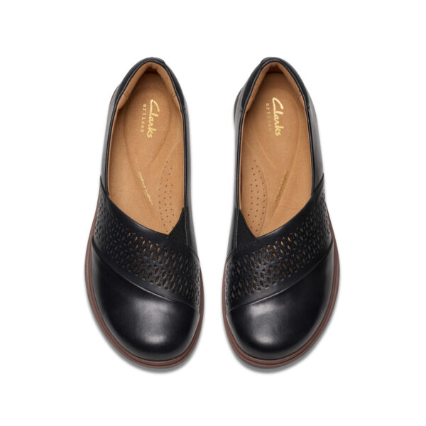 SS25_CLARKS_CERTINAEDGE_BLACK_05