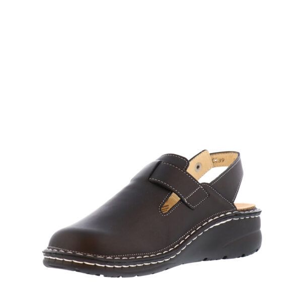 SS25_FINN_FINN-2592_BLACK_03