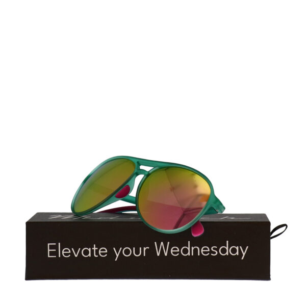 SS25_MIDSHAD_heist_MS-H-FUNKYPICKLE_04