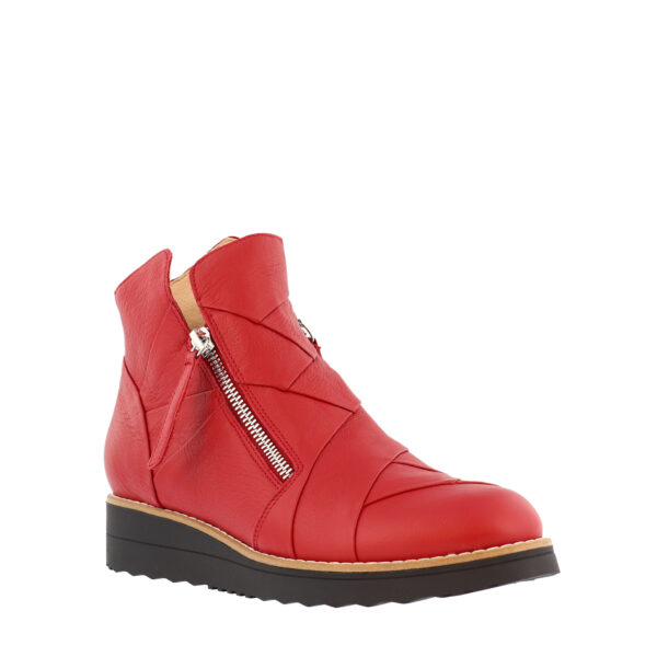 AW25_DJANGO_DJ-OMEAH_RED_02