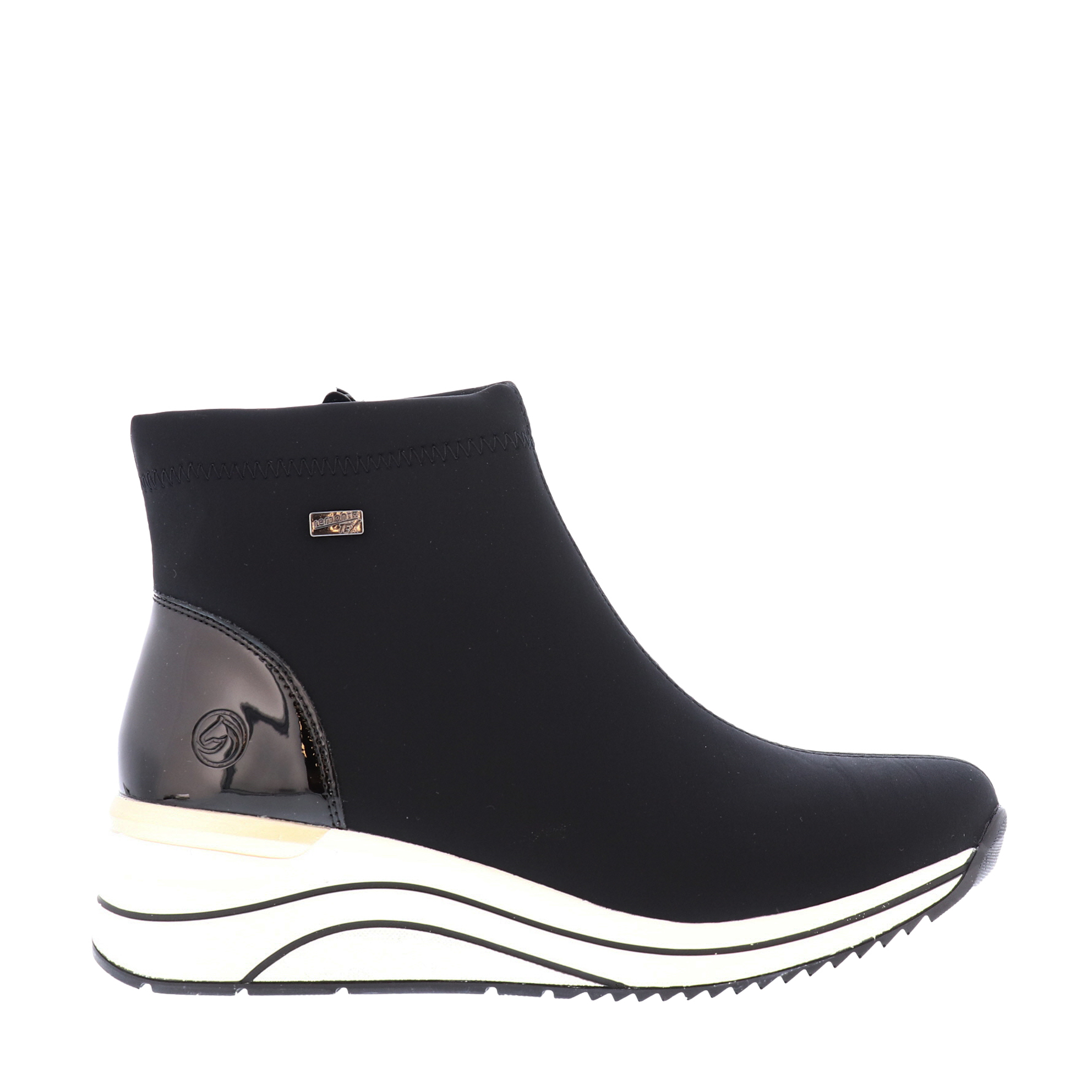 AW25_REMONT_D0T73_NERO03_01