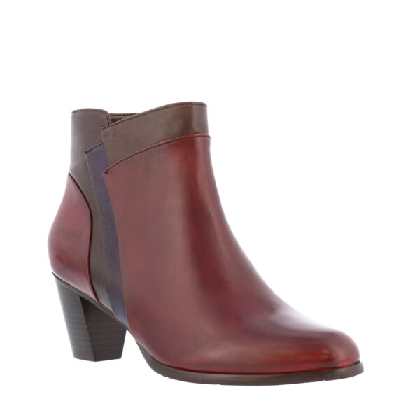 AW25_RLC_RLC-SONIA137_SANGRIA_02