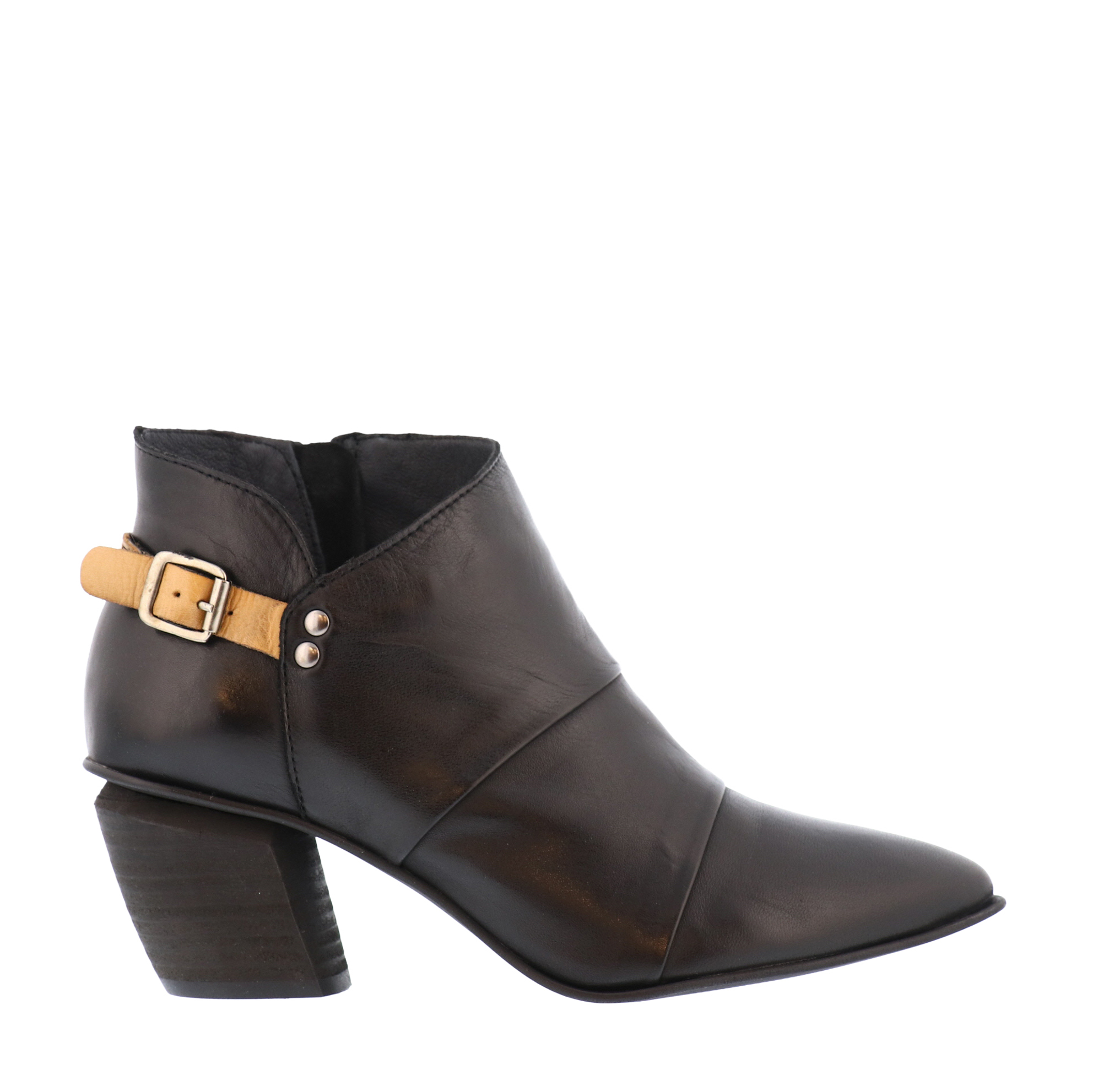 AW25_MIZMOO_MIZJAZZIE_BLACK_01